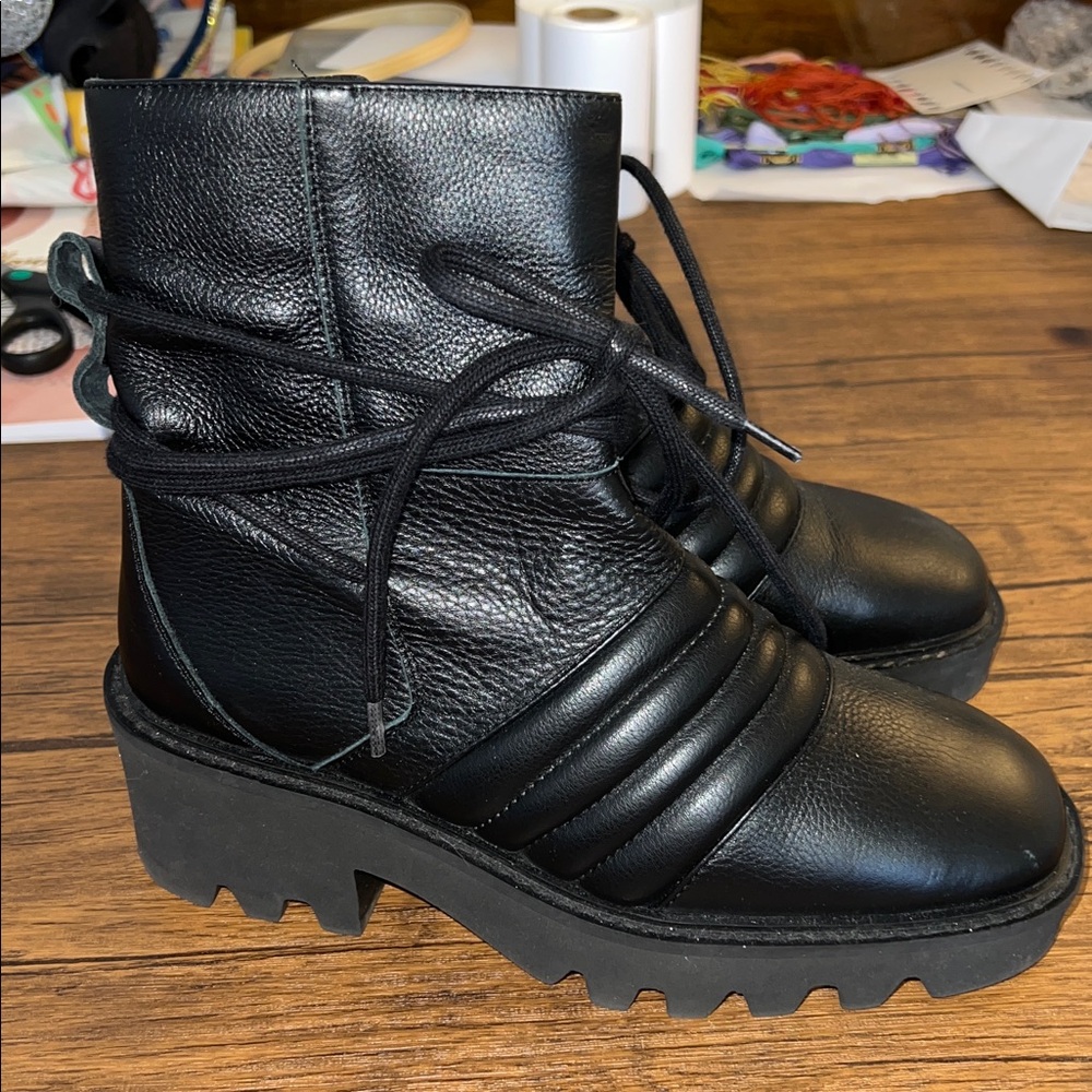 Women’s Free People Tori Padded Moto Boots Black Leather- Size 8